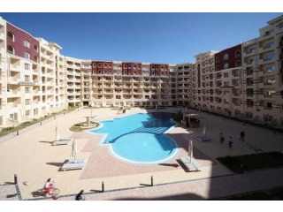 Luxury 2 Bed Penthouse With Majestic..