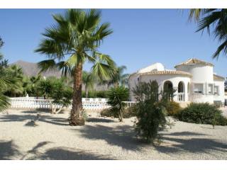 3 bedroom, 2 bathroom Finca / Country..