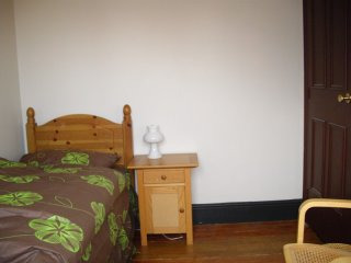 Single room, Zone 2, Island Gardens