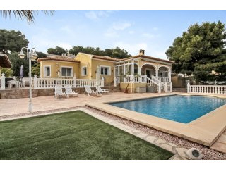 Detached 3 bed bungalow in Javea