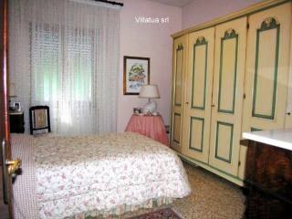 Villa - For Sale - Lucca centre &..