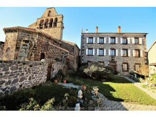 8 bedroom Character For Sale: 43580..