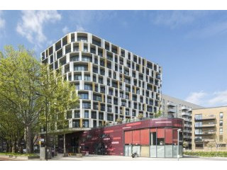 2 Bedroom Purpose Built, Leasehold