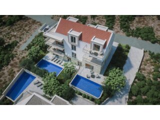 STIVAŠNICA - PENTHOUSE F POTKROVLJE S TERASOM I POGLEDOM NA