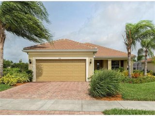 2 bedroom House For Sale: 19131 Kirella..
