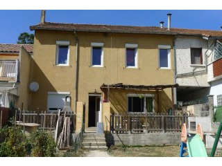 4 Bedrooms - Villa -..