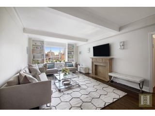 3 bedroom Apartment For Sale: 7 WEST..