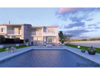 IZLOŽENO Kvalitetna Vila sa bazenom 144m2