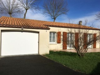 3 Bedroom Bungalow With Garden, Terrace..