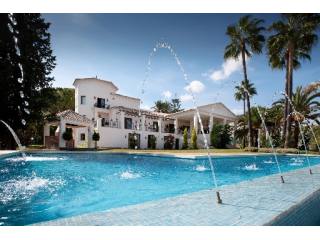 5 Bedrooms - Villa - Malaga - For Sale