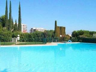 3 bdrm apartement in luxurious..