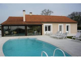 3 bedroom Villa For Sale: 86800 EN..