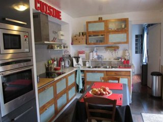 4 Bedrooms - Maison - For Sale