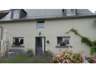 Charming cottage, impecable condition!