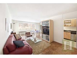 1 bedroom Apartment For Sale: 392..