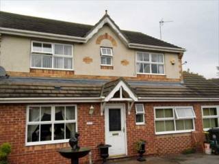 4 bedroom, Detached House house for sale