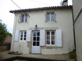 Pretty Detached Stone Townhouse With..