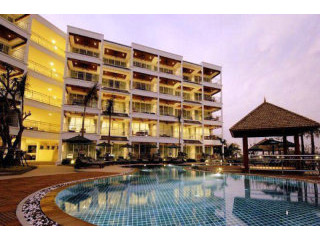 Bel Air - 3-Bedroom Sea View Corner..