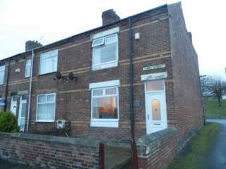 2 bedroom, End Of Terrace House house..