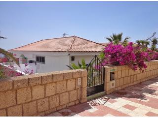 4 Bedrooms - Apartment - Granadilla -..