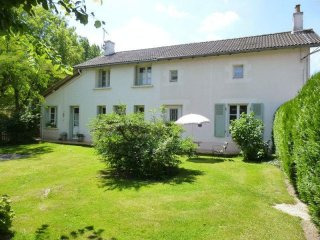 4 Bedroom Country House For Sale