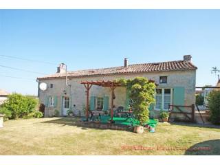 Chef Boutonne - For sale - Detached..