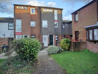 - Kent - For Sale