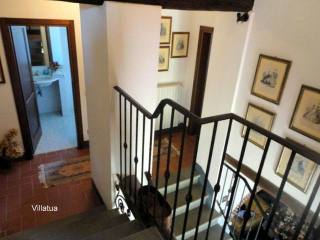 Country/farmhouse - For Sale - Hills..