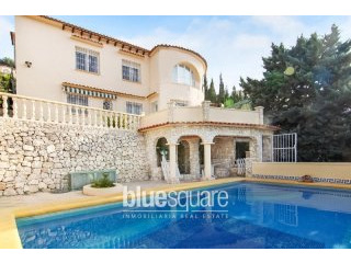 Traditional 4 Bedroom Villa as 2..