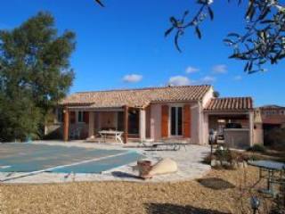 Charming Single Storey Villa, Pool