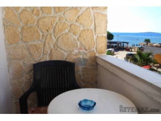 Istra, Medulin- Apartmanska kuća 50m od mora
