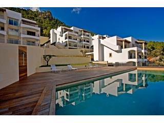 New Luxury Apartment With Beautiful..