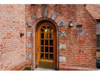 2 bedroom Co-op For Sale: Scarsdale..