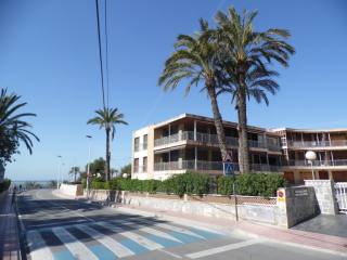 Lovely 5 Bed 2 Bath apartment next to..