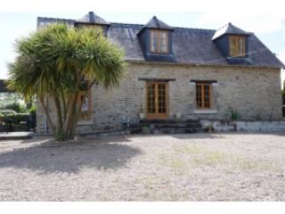 Stunning & Attractive Detached House