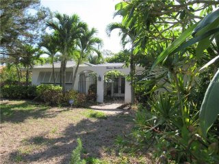 3 bedroom House For Sale: 1219 Village..