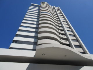 One Floor Apartment for Sale in La..