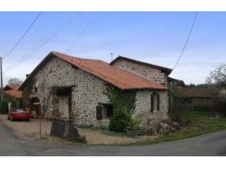 Charming 3 bed Stone Cottage with Pool..