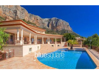 Stunning 7 bedroom villa with amazing..