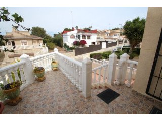 2 Bedrooms - Villa - Alicante - For Sale