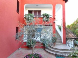 POREČ-apartmanska kuća