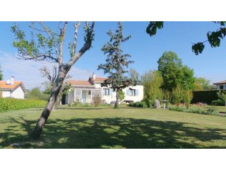 2 Bedrooms - Stone House -..