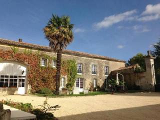 9 bedroom House For Sale: 16000..