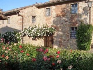 8 bedroom Land For Sale: Siena..