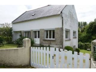 2 Bed Detached French House