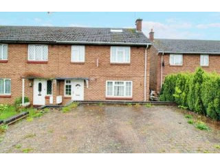 5 bedroom, End Of Terrace House house..