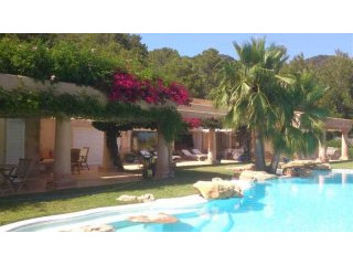 Beautiful property with sea view