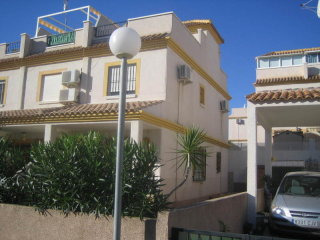 2 Bedrooms - Property - Alicante - For..