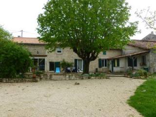 Large Stone House With Super Garden And..