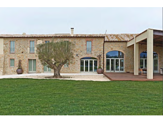 Designer restored 6 bed masia in Pals..